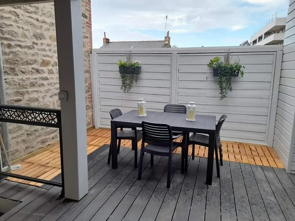 Appartement Ti Bihan De 55 M2 Avec Terrasse ディナール
