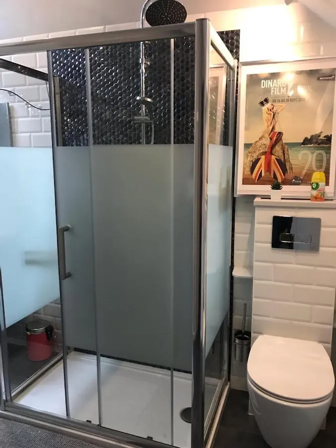 Appartement Ti Bihan De 55 M2 Avec Terrasse ディナール