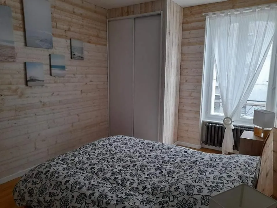Appartement Ti Bihan De 55 M2 Avec Terrasse ディナール 0*,  フランス